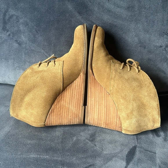 Lucky Brand Yamene Wedge Suede Tan Leather Lace Up Bootie Women's Size 9 M - Picture 6 of 6